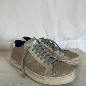 P448 Sneakers size 37